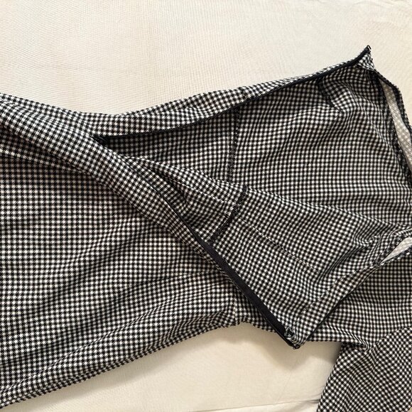 Black & White Check mini dress with accent ribbon /asymmetrical sleeve, Size: S - Picture 3 of 6